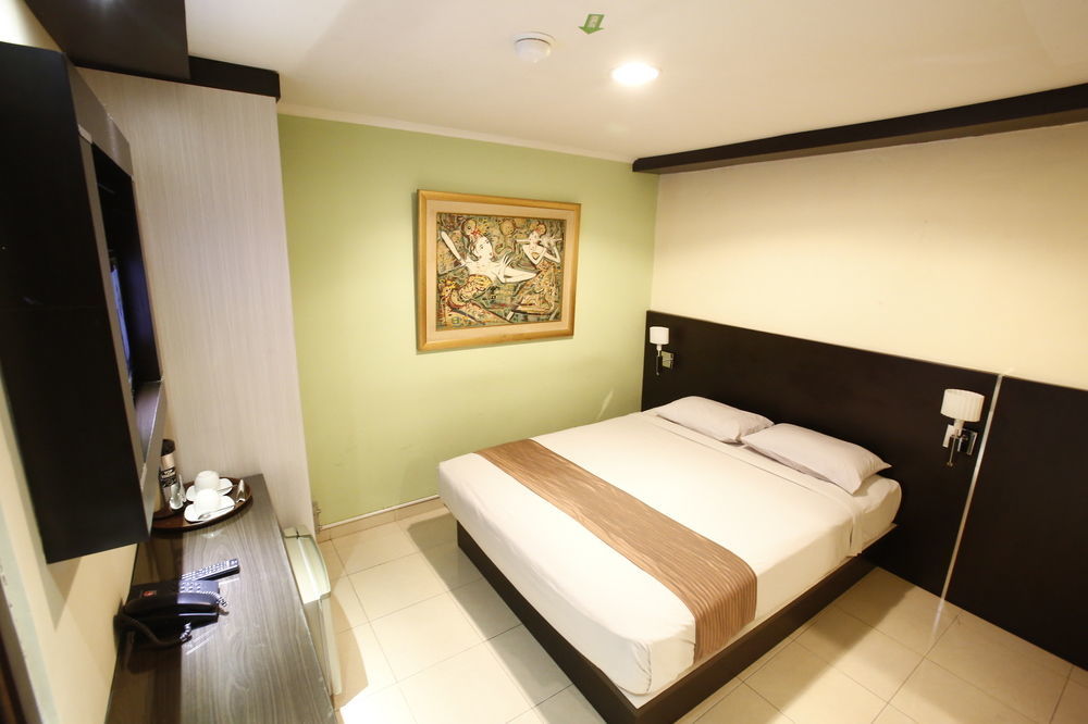 Reddoorz Plus @ Karet Setiabudi Jakarta Kültér fotó