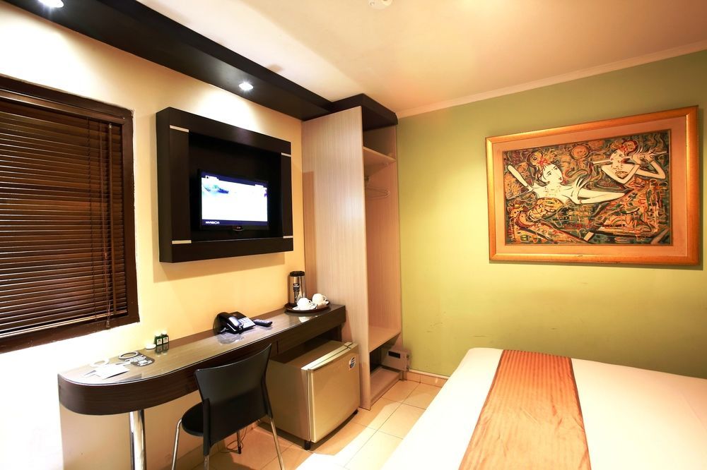 Reddoorz Plus @ Karet Setiabudi Jakarta Kültér fotó